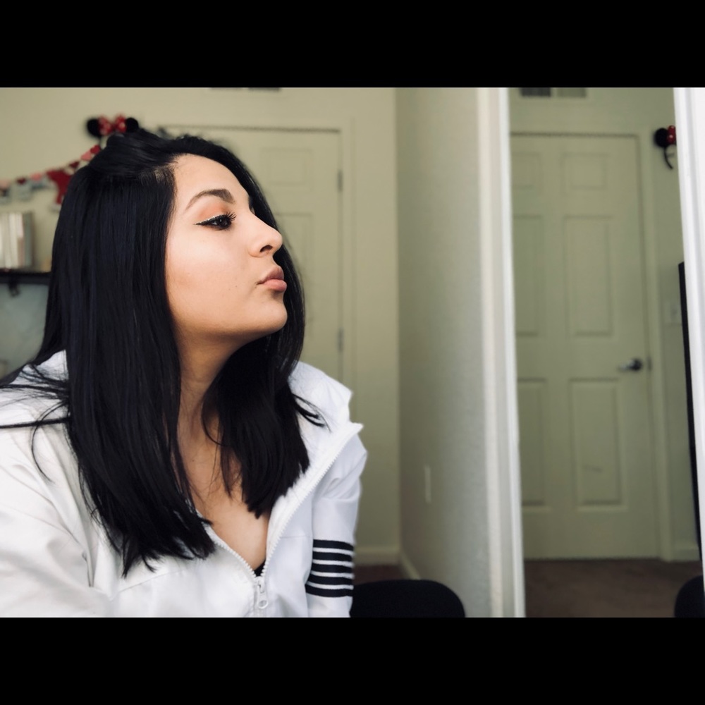 Meet your Posher, Denisse